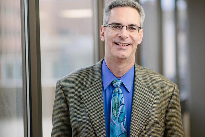 Brad Karon, M.D., Ph.D., named Dean of Mayo Clinic School of Health Sciences